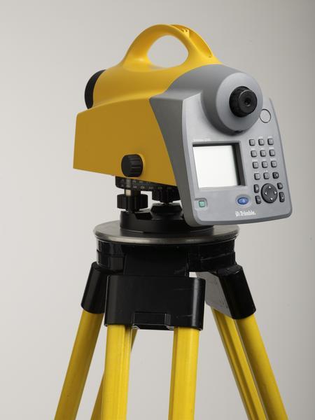 Komplekt-dlya-nivelirovaniya-Trimble-DiNi.jpg Komplekt-dlya-nivelirovaniya-Trimble-DiNi.jpg